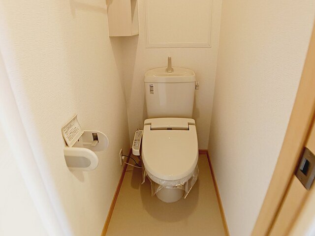 クリスタルコート 203・洋室 画像5 クリスタルコート 203・洋室 画像5