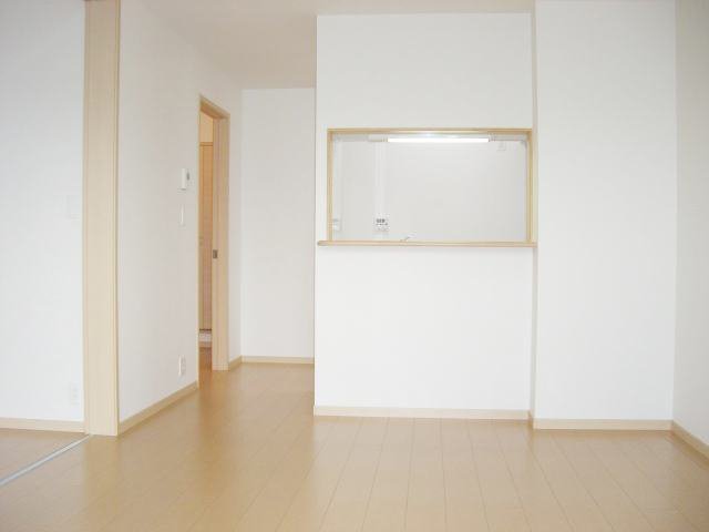 メゾン　ラ・フレーシュ 203・洋室 画像2