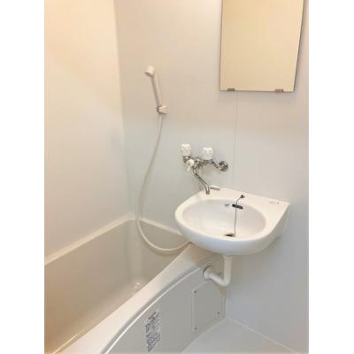 【ゲンズ津波古】ペット可、オーシャンビューのお部屋、ネット無料、駐車場1台付(小型まで)、スーパーや沖縄メディカル病院徒歩圏内 画像3 【ゲンズ津波古】ペット可、オーシャンビューのお部屋、ネット無料、駐車場1台付(小型まで)、スーパーや沖縄メディカル病院徒歩圏内 画像3