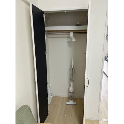 【トーマス南城】室内洗濯機置き場、ネット無料、バストイレ別、エアコン付き、EV/AL付、TVモニターホン、学校近く 画像3