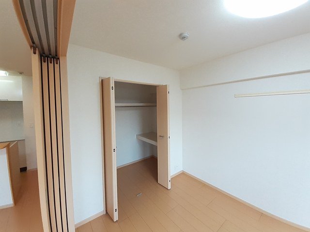 シュガーホーム 102・洋室 画像8