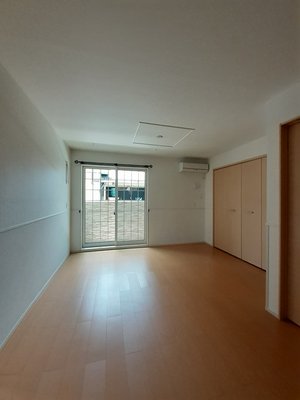 ナチュール　ドゥ 102・洋室 画像5