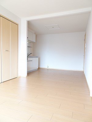 Ｅａｓｔ　Ｈｉｌｌ 303・洋室 画像8
