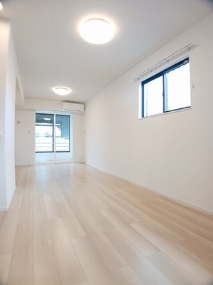 カーサフェリス高町 201・洋室 画像8 カーサフェリス高町 201・洋室 画像8