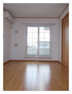 Ｅａｓｔ　Ｈｉｌｌ 303・洋室 画像13